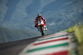 博洛尼亚3-1胜帕尔玛，博洛尼亚前锋