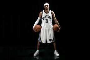 拼搏的精神让中国篮球走得更远，中国拼搏精神作文