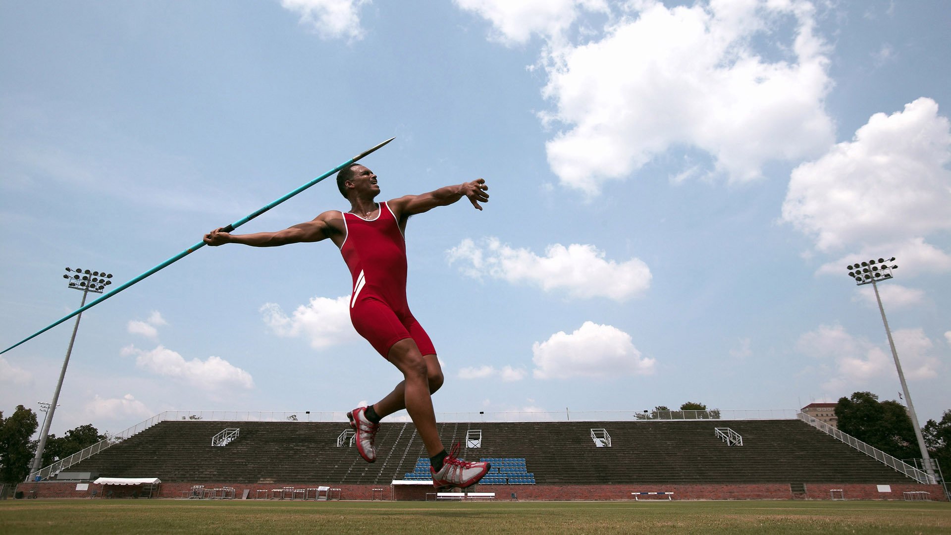 CBA联赛优化观众服务体验提升赛事吸引力，cba有观众