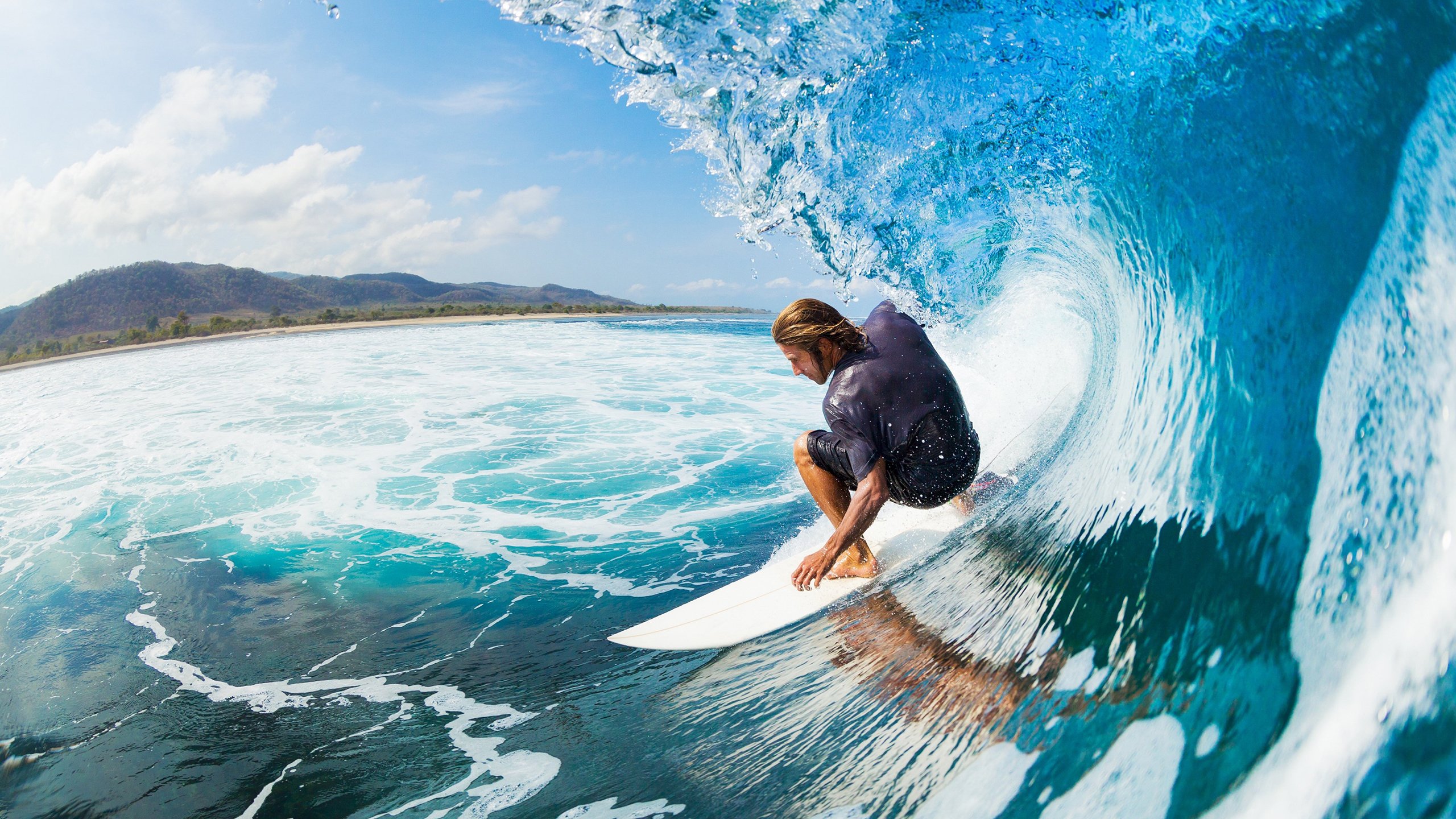 苏炳添参与科技团队共同研发训练仪，苏炳添试训